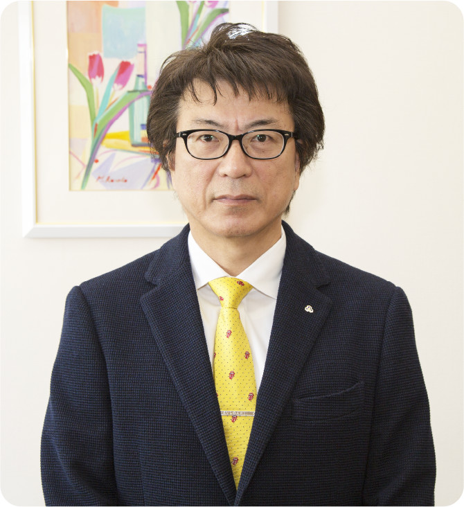 コスモ薬局グループ　代表　宇田雅実